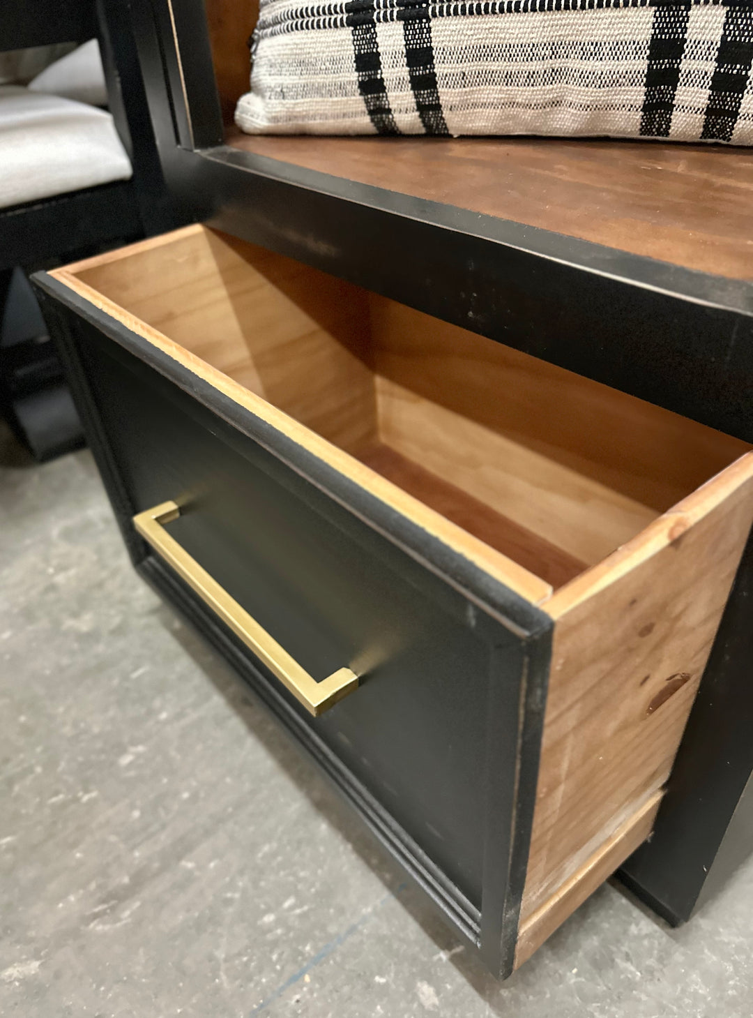 Wren Black Small Hall Tree