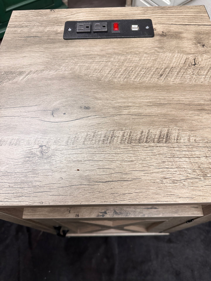 Hadley Weathered Gray Nightstands (pair of 2)