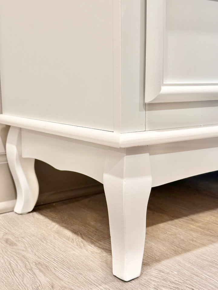 Aurora White Dresser