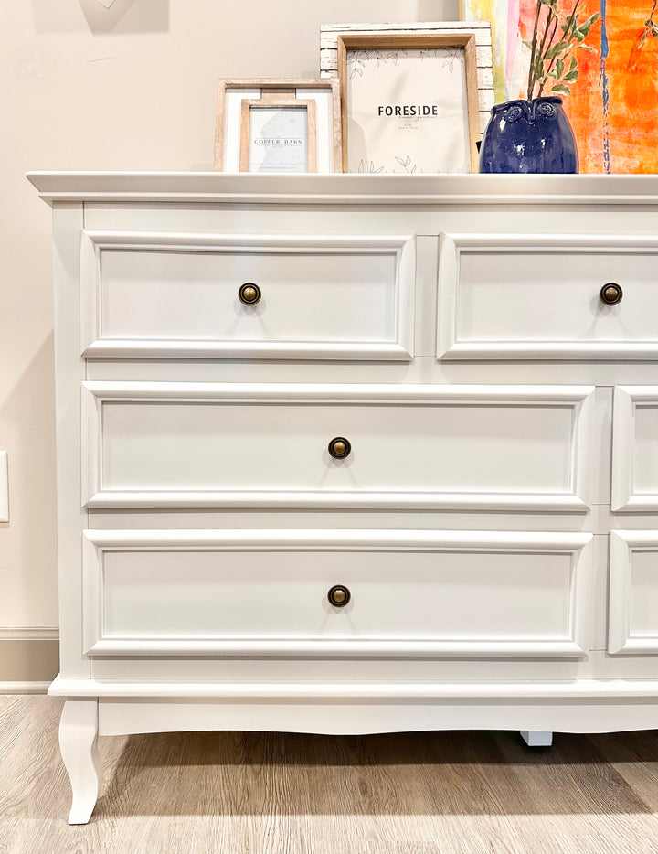 Aurora White Dresser