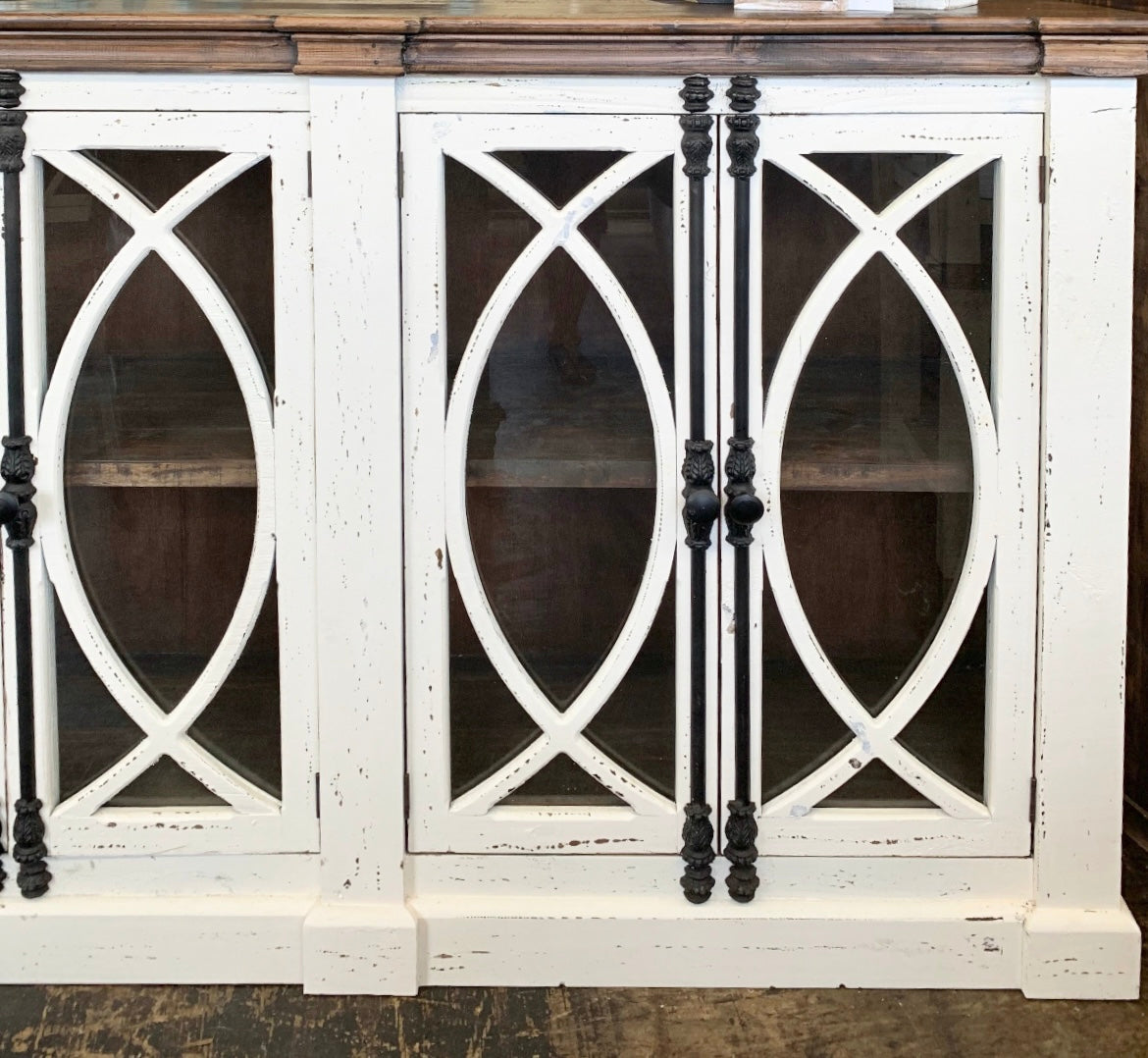 Cameo White & Tobacco Large Buffet