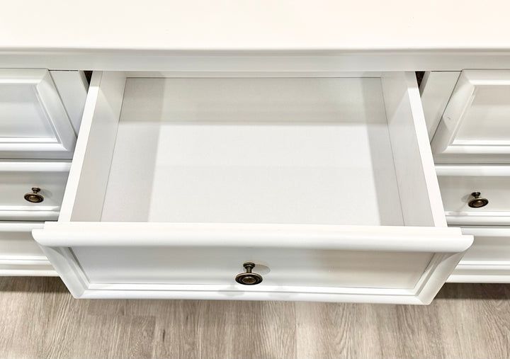 Aurora White Dresser