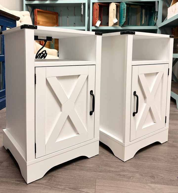 Hadley White Nightstands (pair of 2)