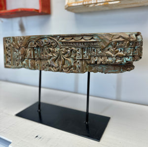 Descriptive image text