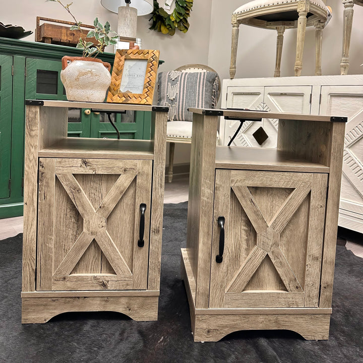 Hadley Weathered Gray Nightstands (pair of 2)