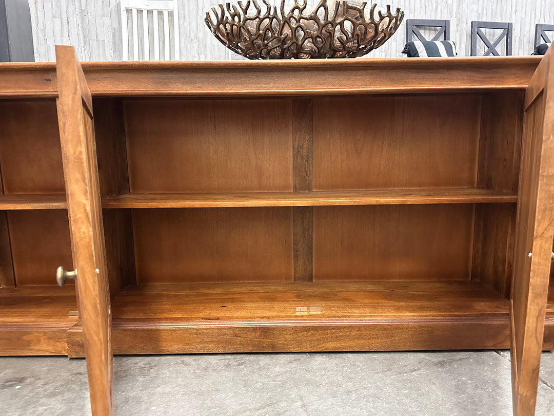 Helena Mango Large Buffet