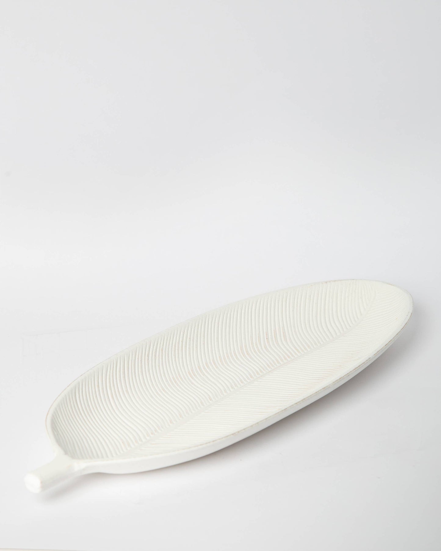 White Long Leaf Wood Tray