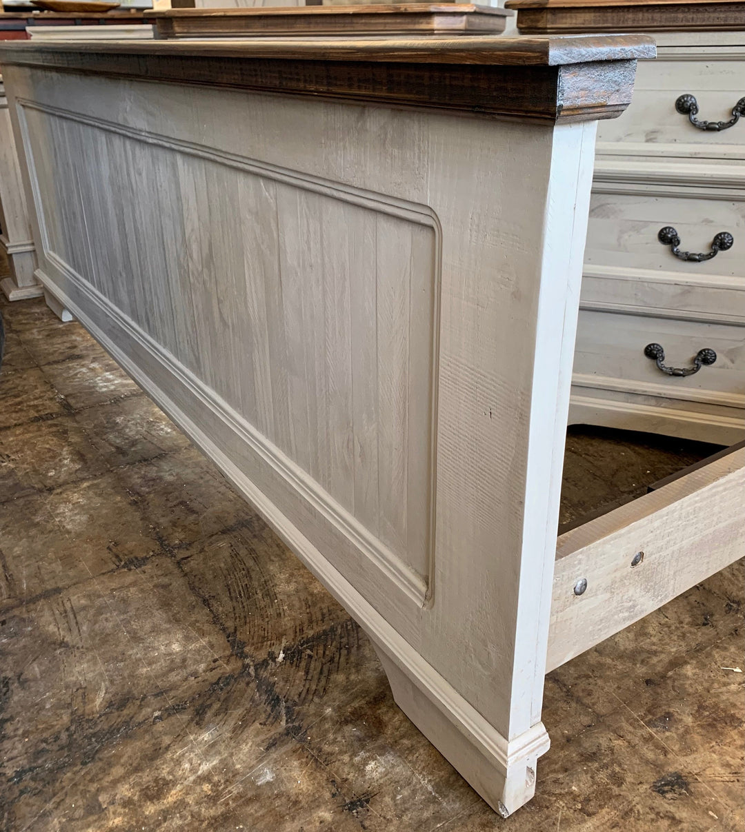 Courtney Gray Queen Bed