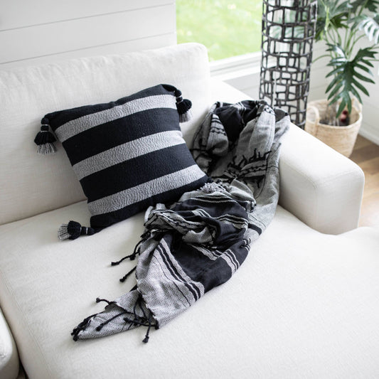 Hand Woven Harlie Pillow Black