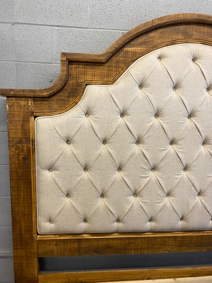 Courtney Rustic Honey Brown King Bedroom Set