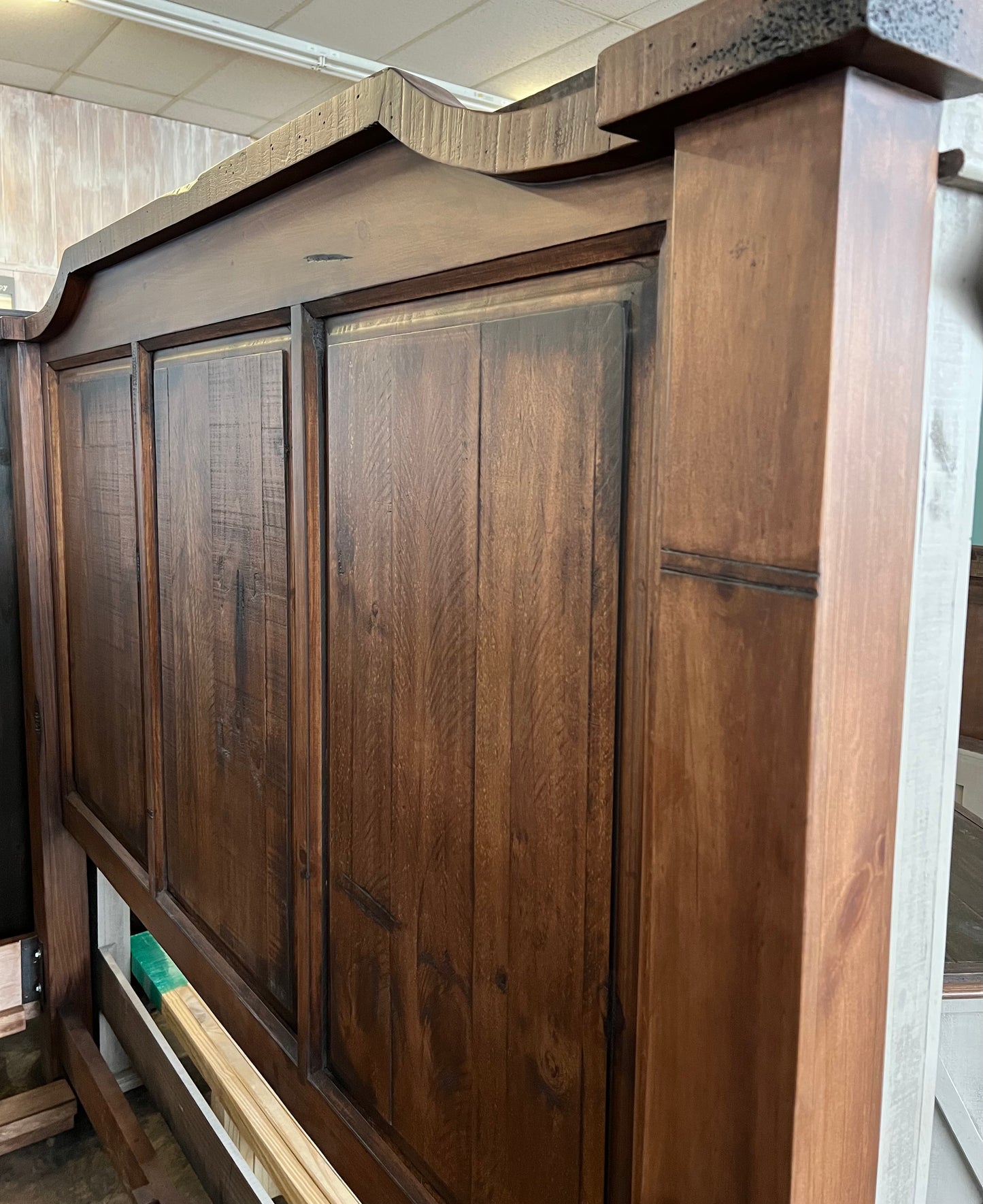 Austin Brown King Bedroom Set