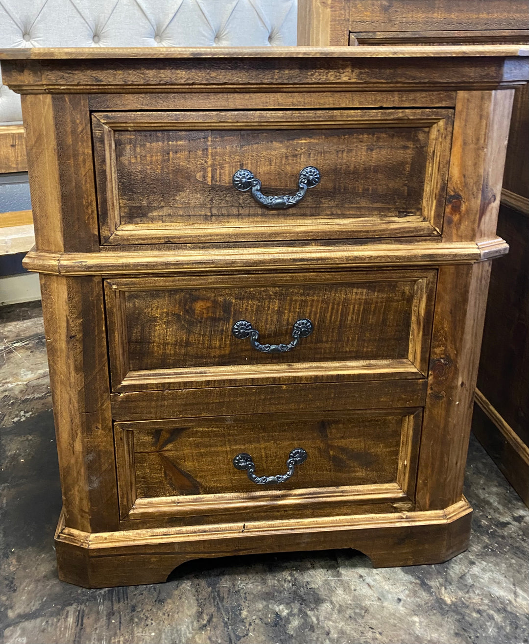 Courtney Rustic Honey Brown King Bedroom Set